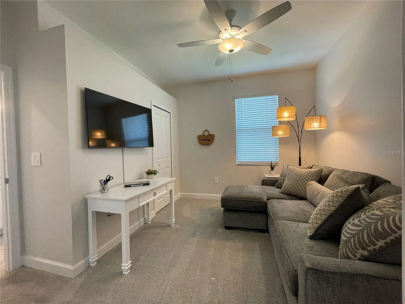 Bedroom 3 with Queen pullout sofabed