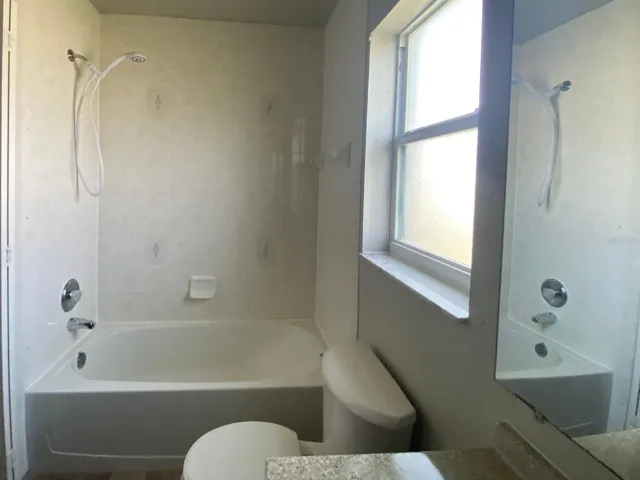2nd Bathroom