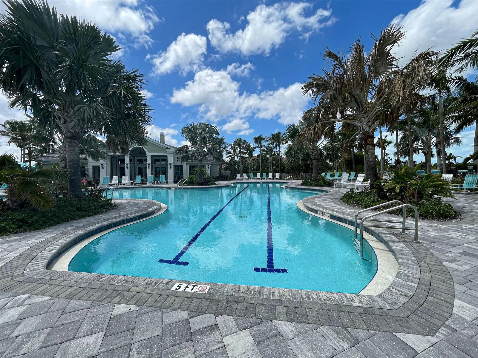 RESORT STYLE POOL WITH CLUBHOUSE - WONDERFUL GATHERING SPOT.
