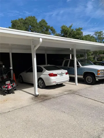 CARPORT