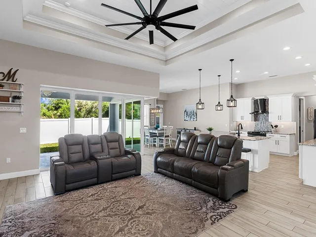 Double tray ceilings and vanishing pocket sliders.