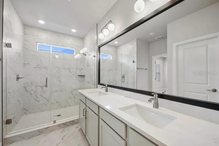 Owner's Bath