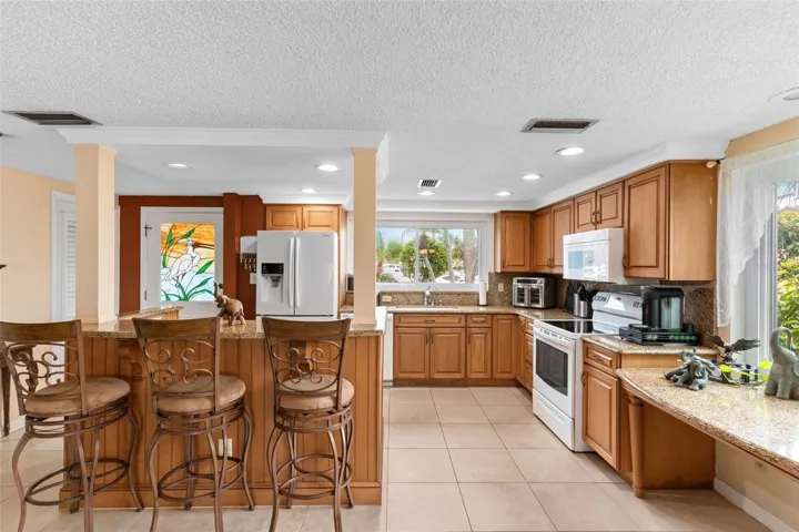 Kitchen Bar