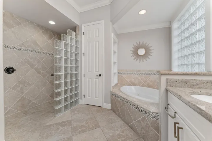 Close up view of ENSUITE BATHROOM