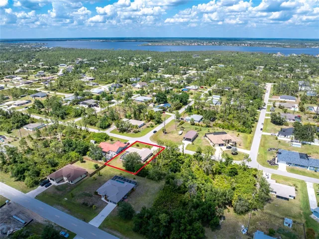 Only 1.5 miles to the waterfront complex and boat ramp
