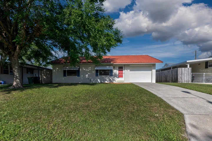 Front view of home