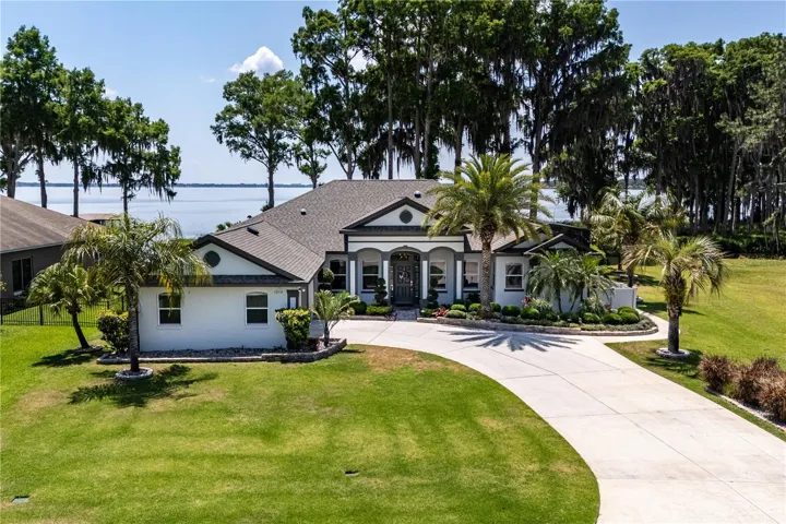 Stunning Eustis Lake Front Home!