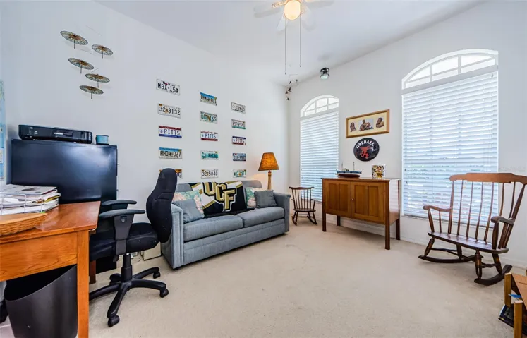 Office/bedroom