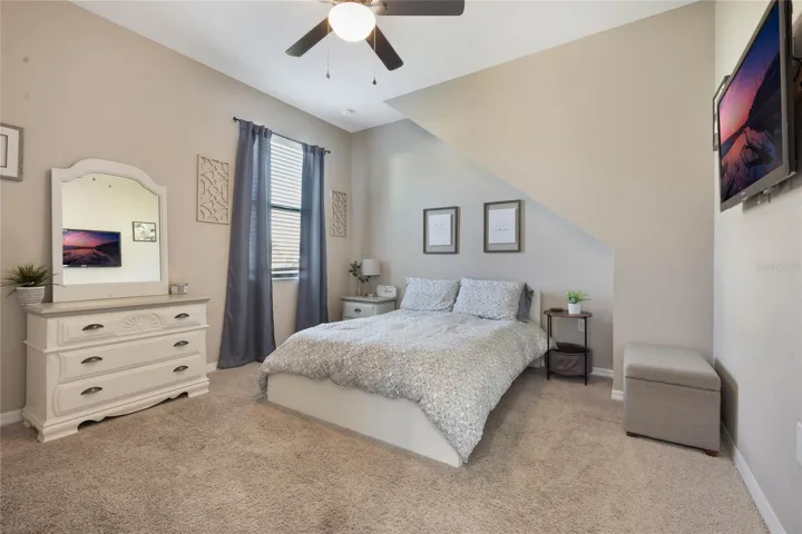 Guest Bedroom #1