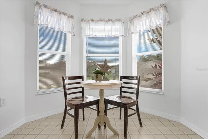 Charming breakfast nook