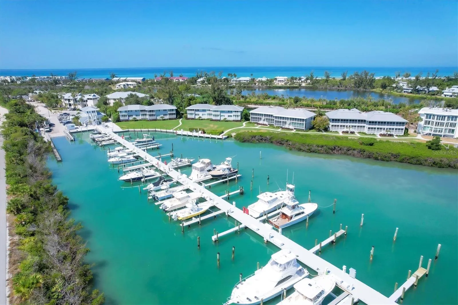 Dockage at Uncle Henry's Marina