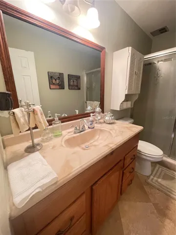 Bathroom 01