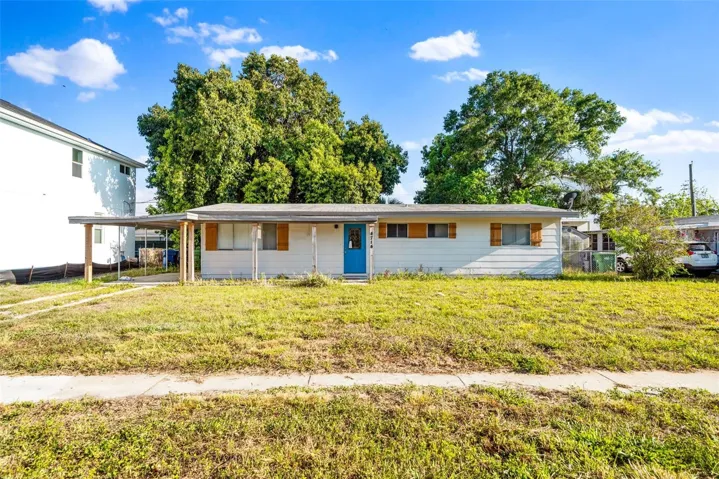 Front view of property