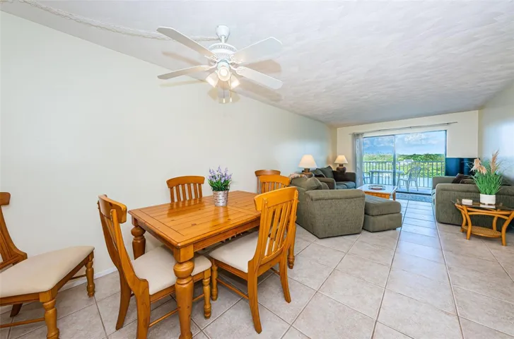 Large open floor plan with the Living / Dining Room combo!