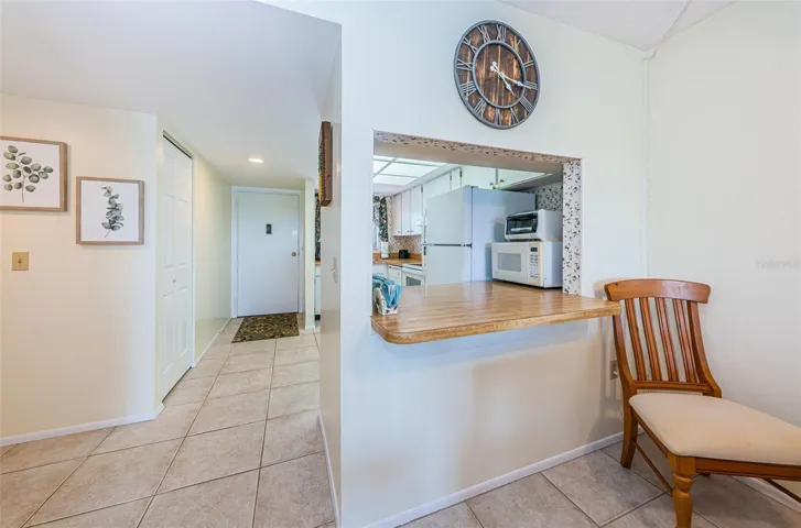 Breakfast Bar overlooking the Dining Area