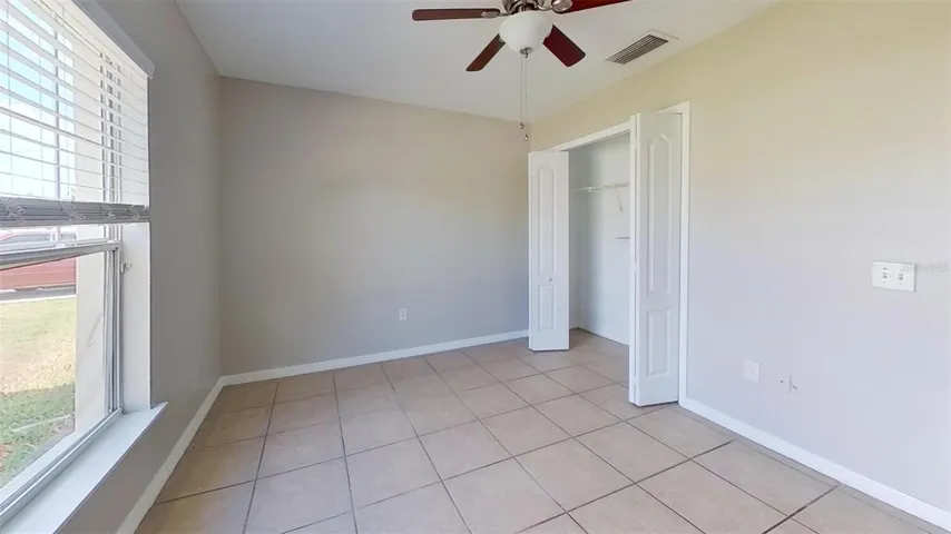 Guest room.