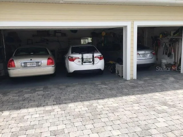 3 Car Garage