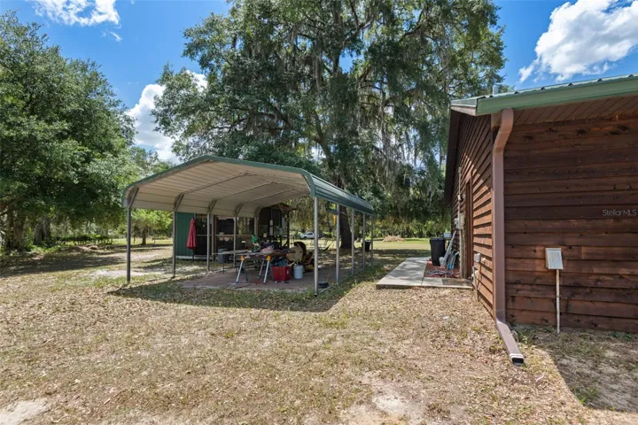 CARPORT