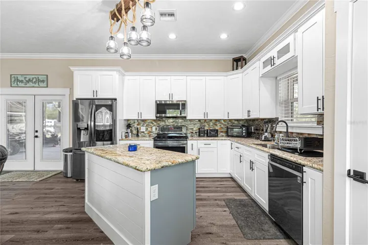 Kitchen island