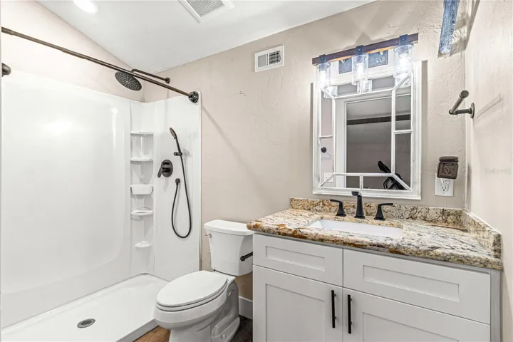 2nd floor bathroom