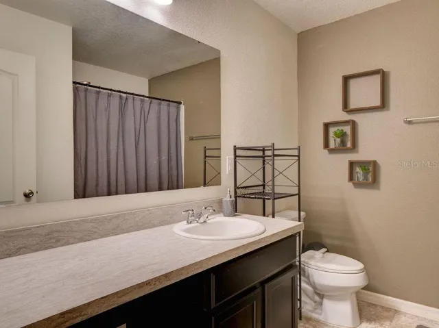 2nd Bathroom