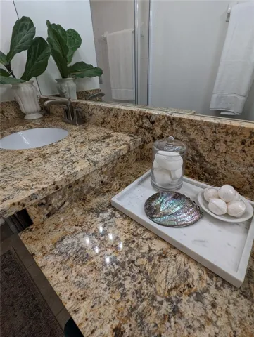main bedroom bath