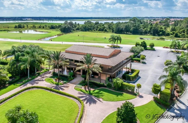 Eagles nest and golf pro shop