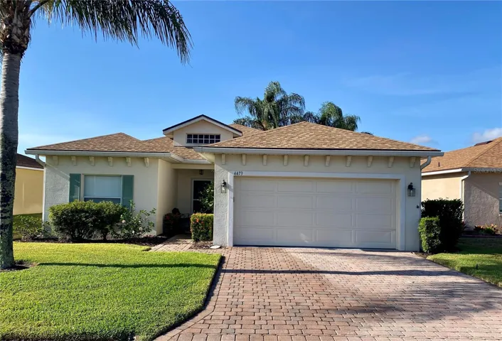 Front of home with 2 car garage