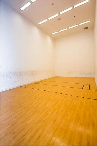 Racquetball court