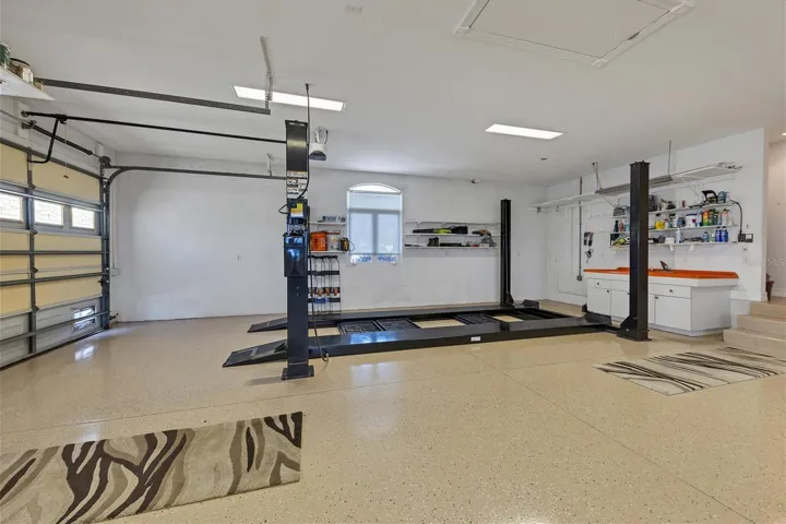 3 car garage