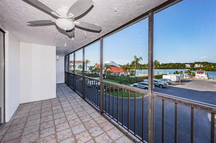 Waterfront relaxation on your 30 foot balcony!