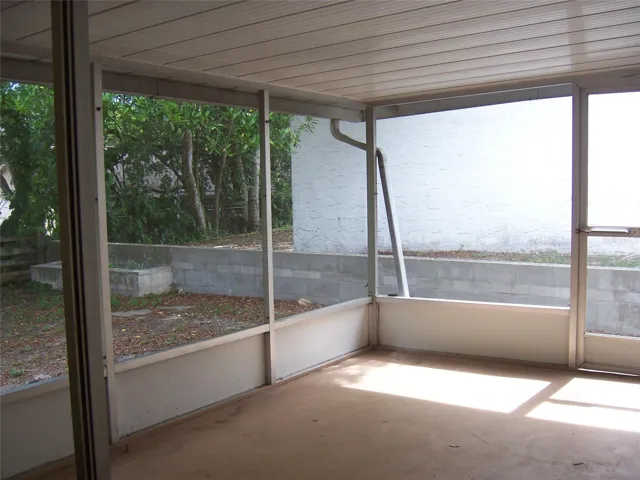 screen porch