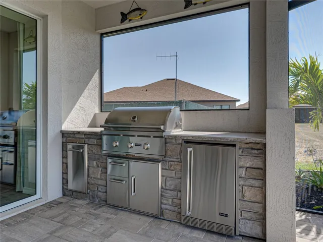 Outdoor kitchen