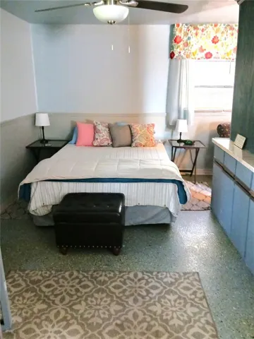 Detached Guest House 600sf sold furnished