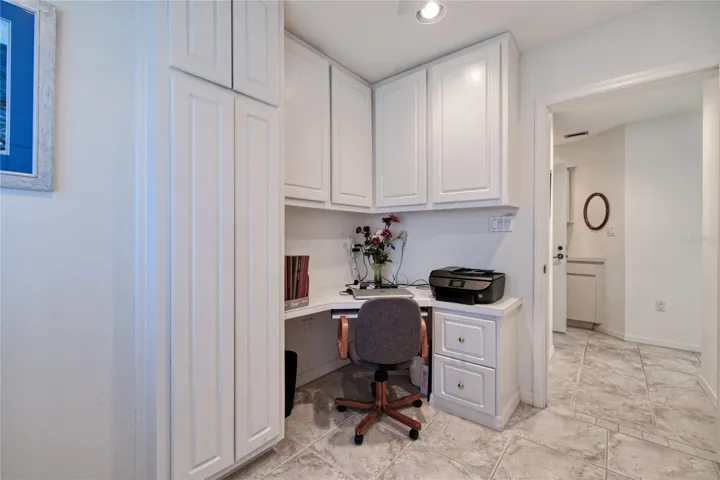 Office built in desk