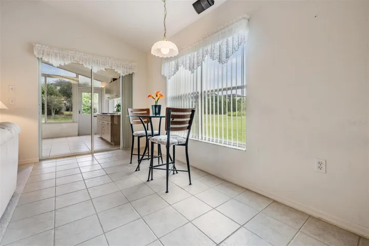 Tiled dining room to make your own