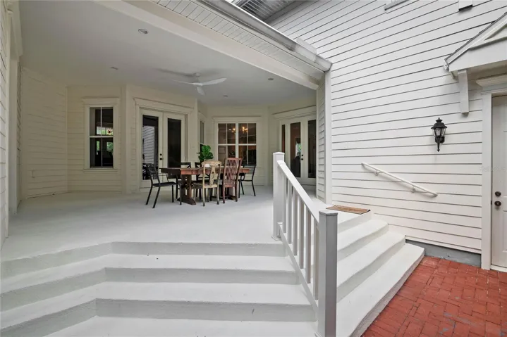 Loveyly and spacious.