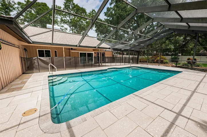 16 x 32 pool