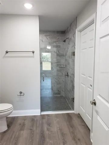Primary en suite bath