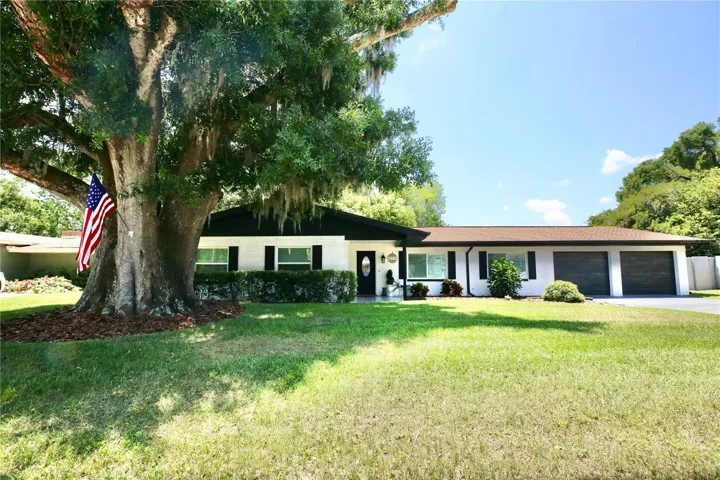 1502 Cherrywood Ave