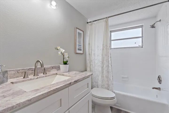 510 Bathroom-2