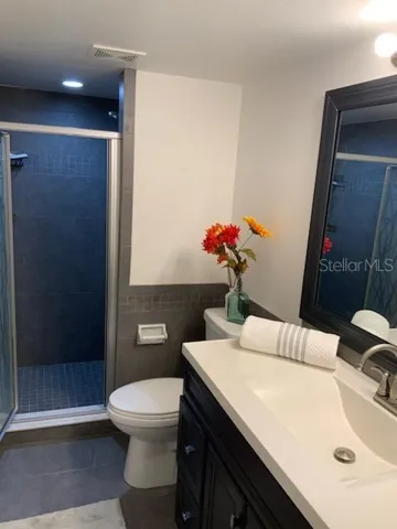 Main Bedrooms bathroom vanity