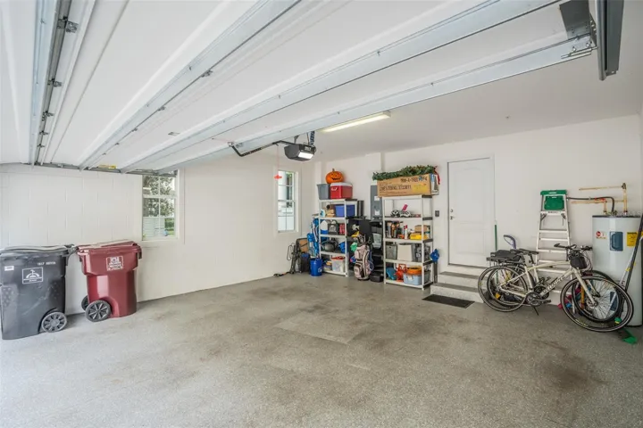 Oversized 2-Car Garage