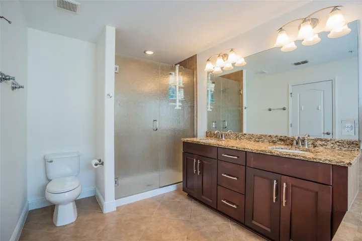Master Ensuite Bath