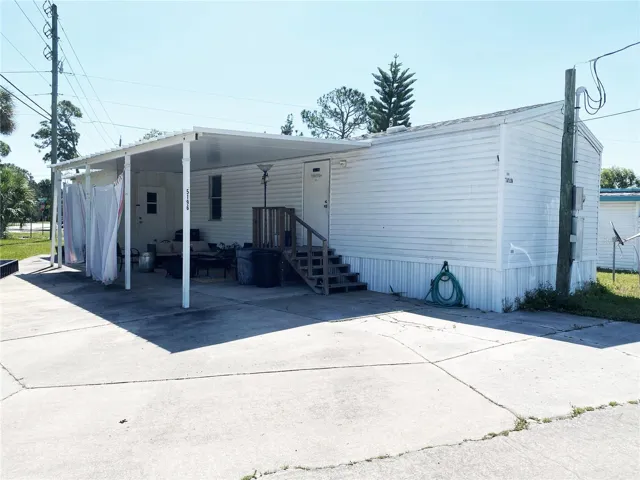 Carport & Driveway