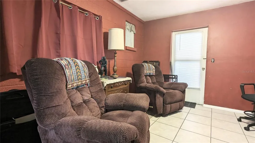 Bonus room