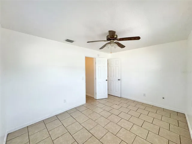 Bedroom 1 (10x12)