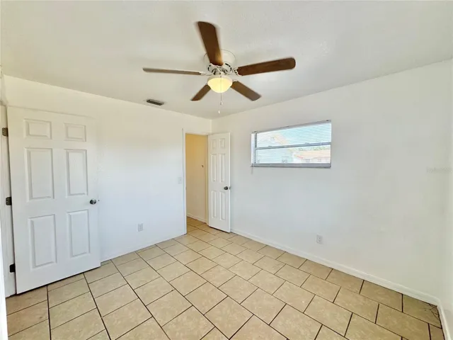 Bedroom 2 (10x11)