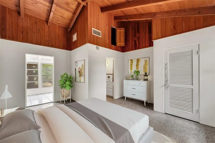 Beachside Suite 1 Virtually Staged