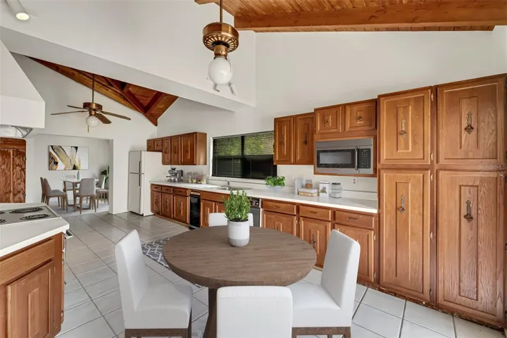 Large Eat-in Kitchen virtually staged